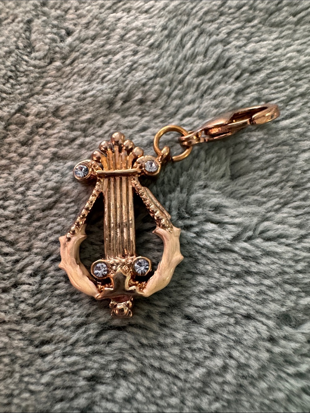 Lovely Gold Tone Lyre Charm Pendant with Clear Crystals & enamel embellishment